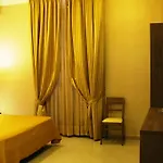 Moderno Hotel 3*