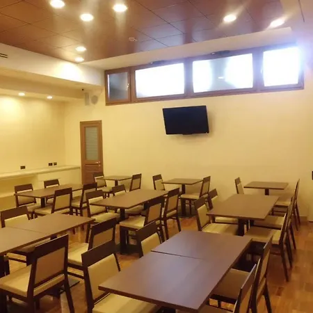 Szálloda Moderno Bari